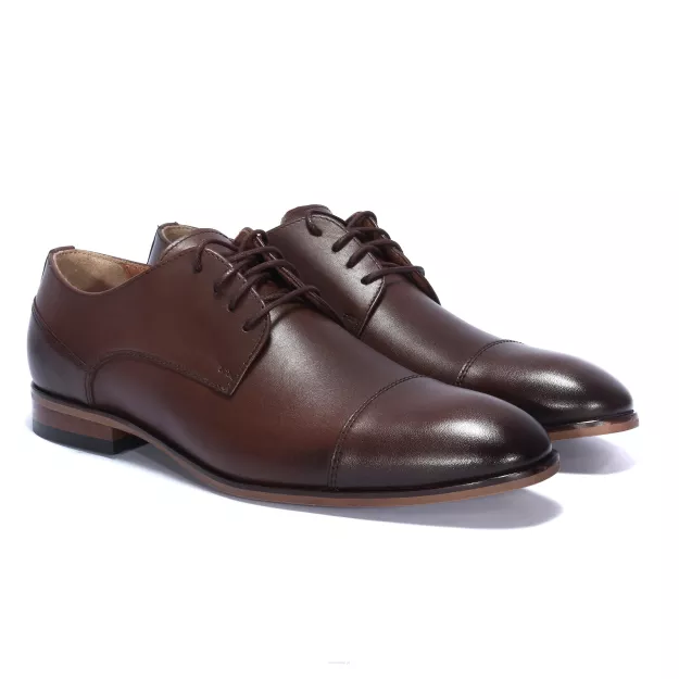 Brązowe derby cap toe skórzane